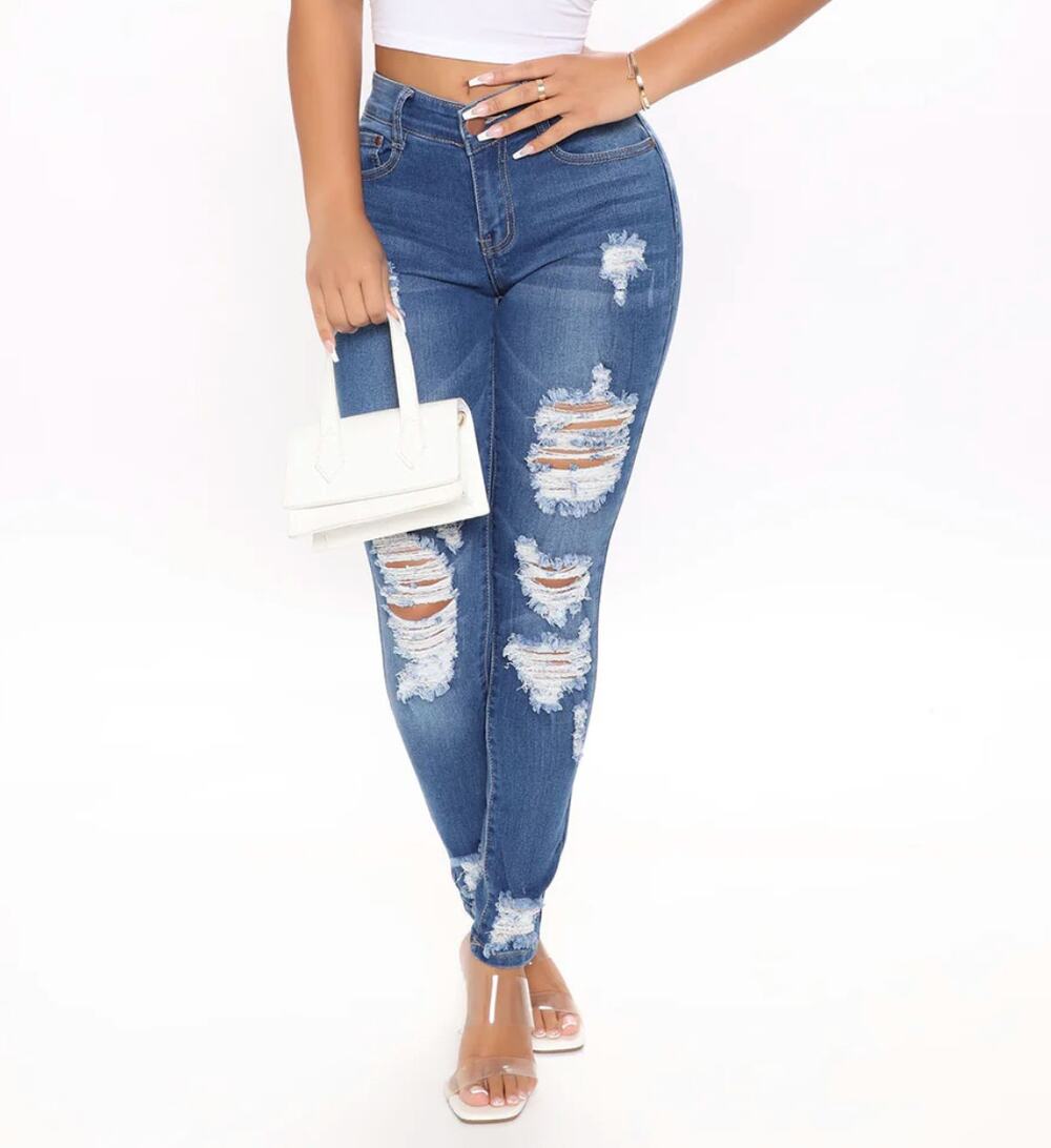 NWT Fashion Nova Reagan Distressed Skinny Jeans Size 7